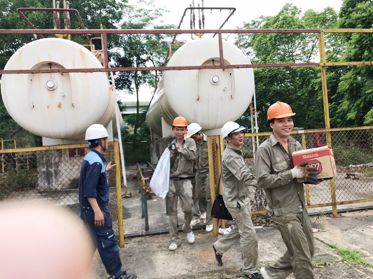 Dịch vụ tháo dỡ di dời bồn gas cũ tại Móng Cái